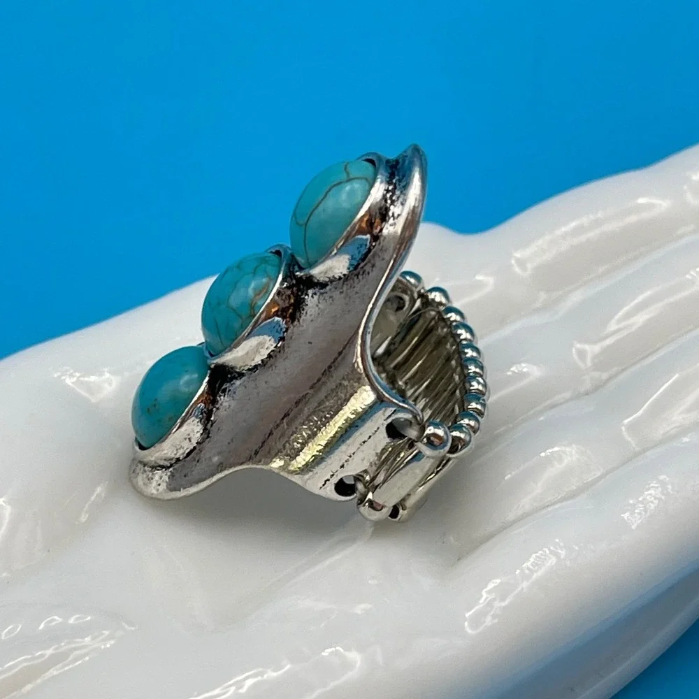 Three Stone Turquoise Silver Tone Stretch Ring Boho‎ Western Cowgirl Festival
